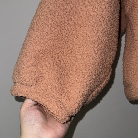 Old Navy Sweater - Picture 2 of 2